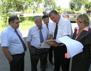 Boris Maltsev and  Deputy Alexander Kupriyanets visited Zyryanskoye District