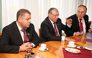 Vladimir Zhidkikh, Boris Maltsev, Hussein Chechenov
